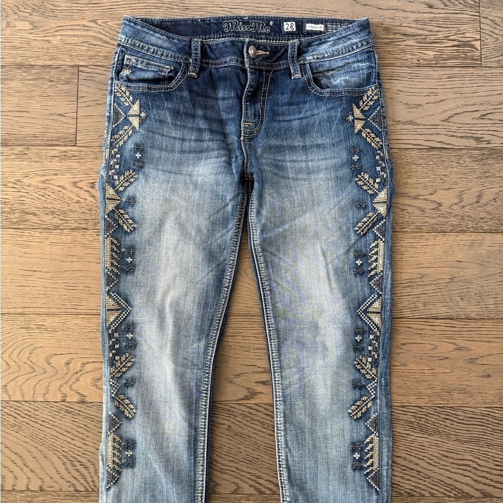 Miss Me Embroidered Frayed Hem Ankle Skinny Jeans - Picture 3 of 11